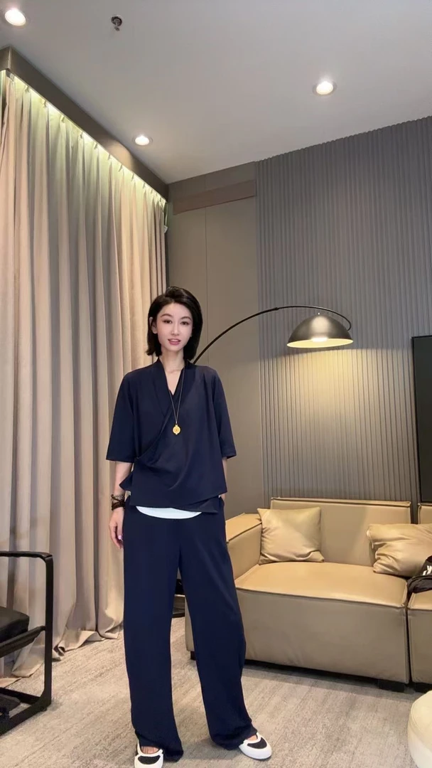 【齐齐定制】【夏舞禅】防晒显瘦时尚休闲户外透气薄款套装 25N4848