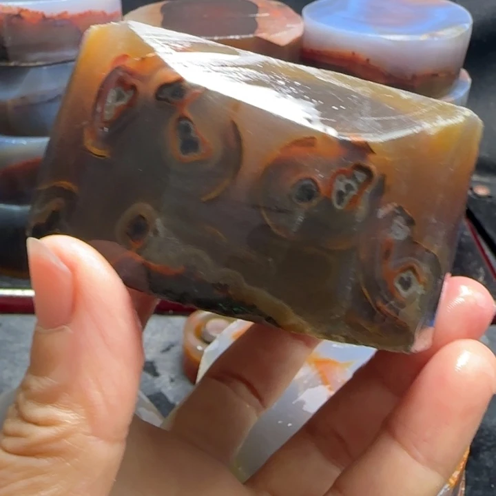 新***艳定制玛瑙手镯定制