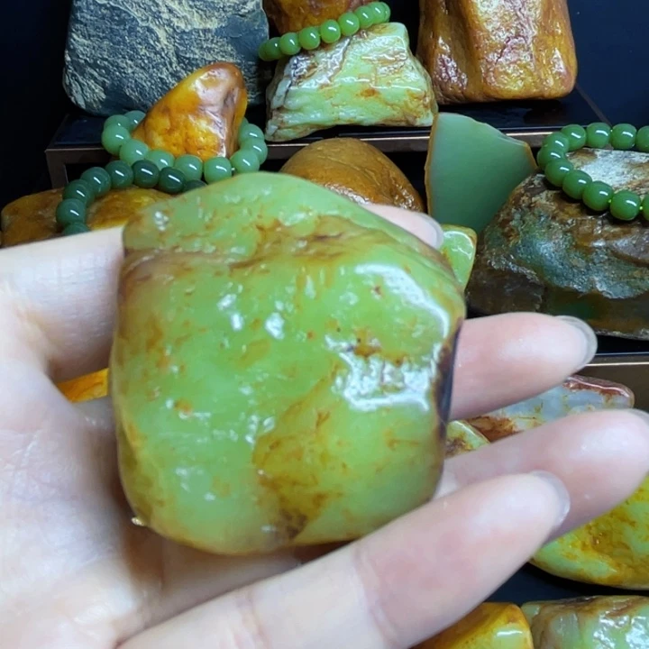 佐***夜和田玉未镶嵌手链