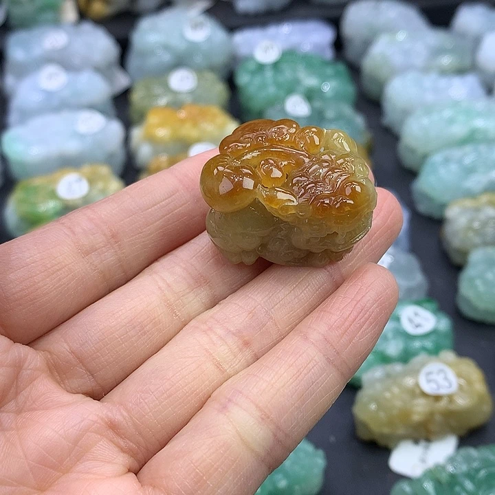 翡翠未镶嵌颈饰天然缅甸A货翡翠貔貅吊坠