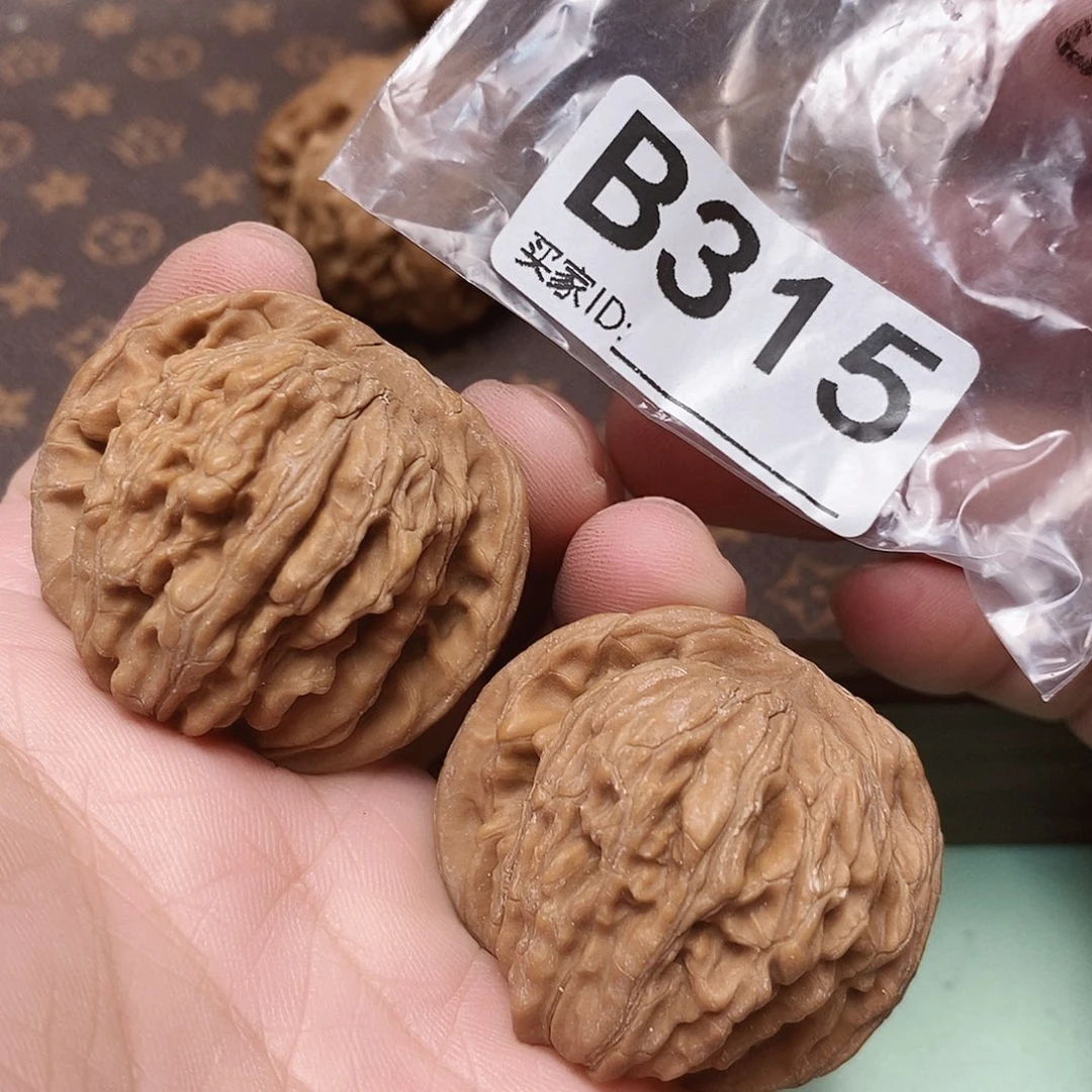 把件文玩核桃四座楼42尺。