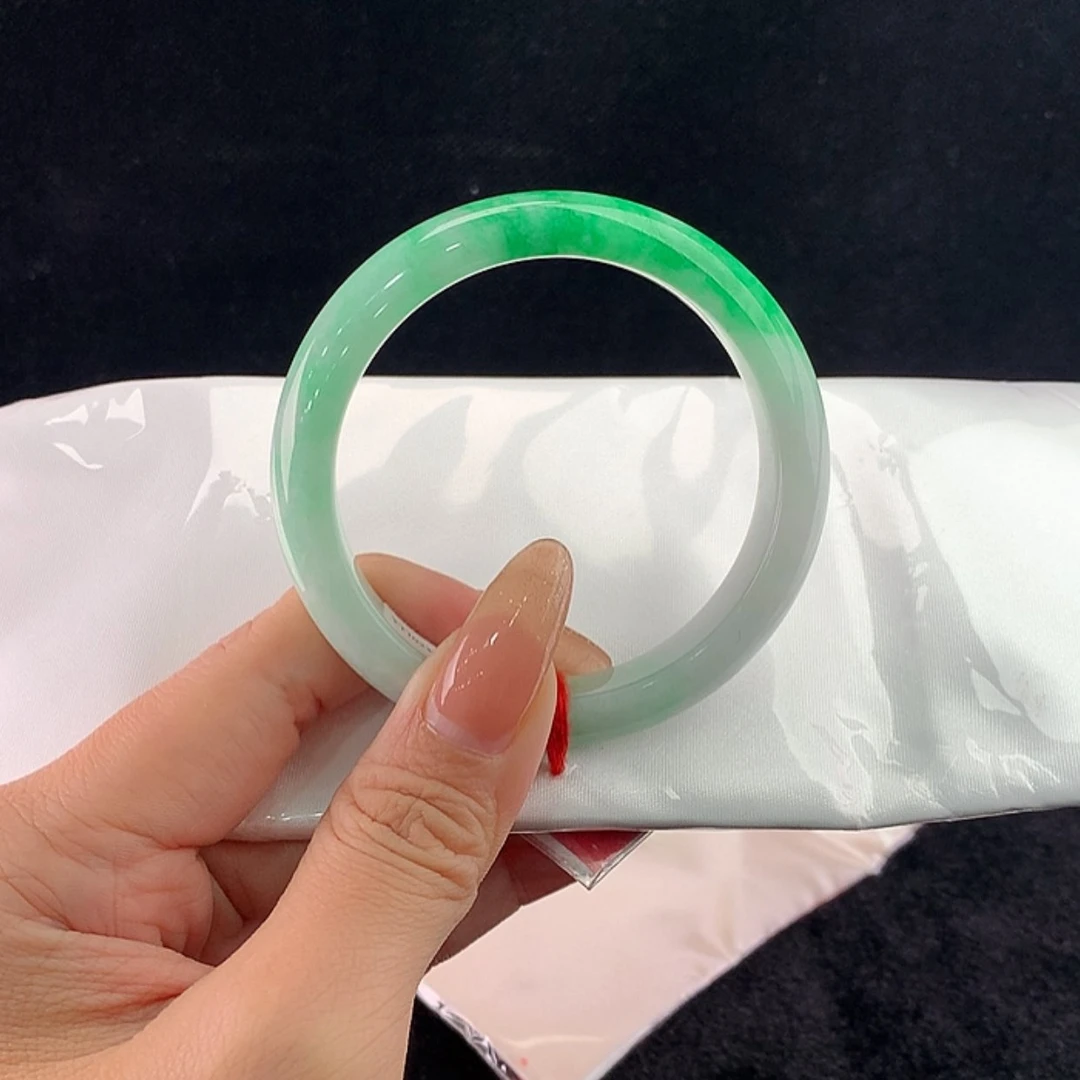 【闪购商品】未镶嵌手镯翡翠正55.3