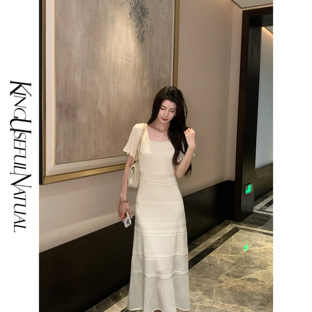 KUN【芭莎情话】美貌赋予 度假风彩纱光泽度微收腰波浪喇叭袖连衣裙