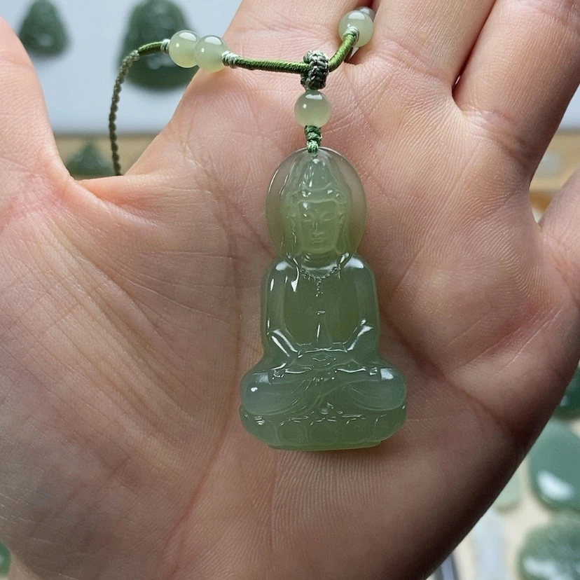 【闪购商品】颈饰未镶嵌和田玉