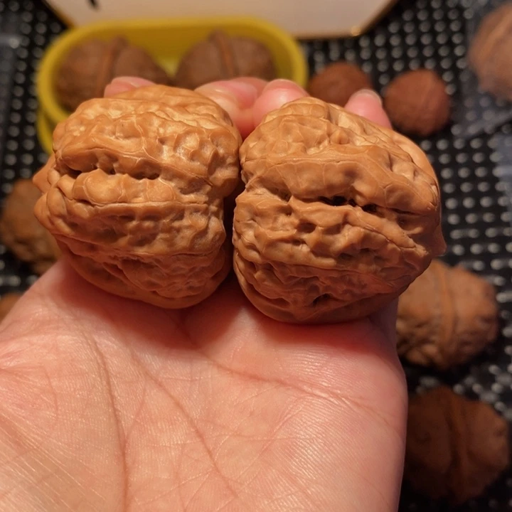 把件文玩核桃四开八腿全品