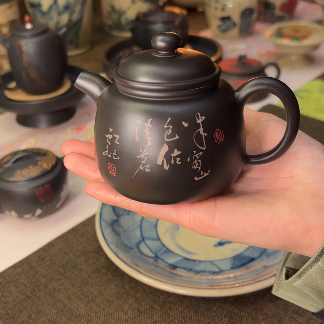 建水紫陶纯手工刻填壶200cc