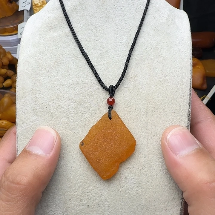 蜜蜡未镶嵌裸石天然蜜蜡吊坠