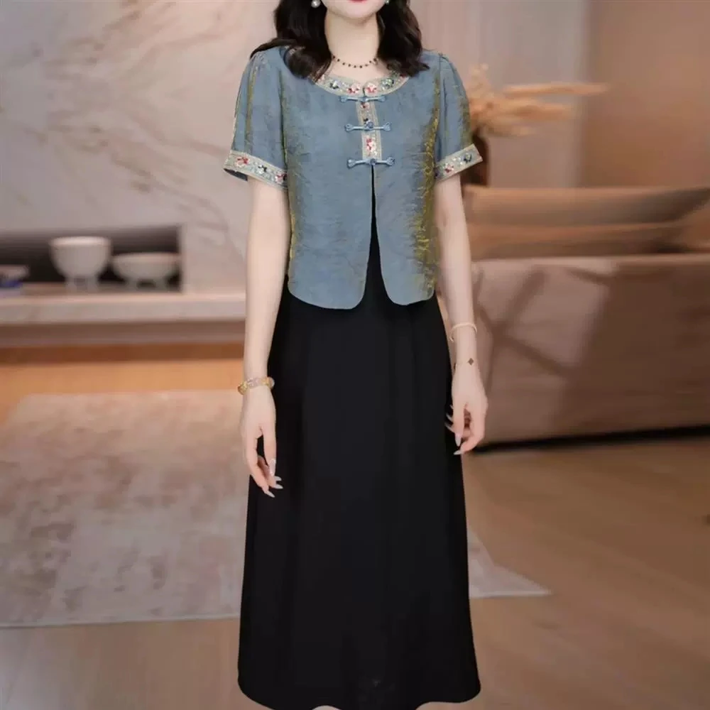 洋气减龄花萝缎时尚收腰显瘦裙子2025显瘦短袖连衣裙夏季新款遮肉