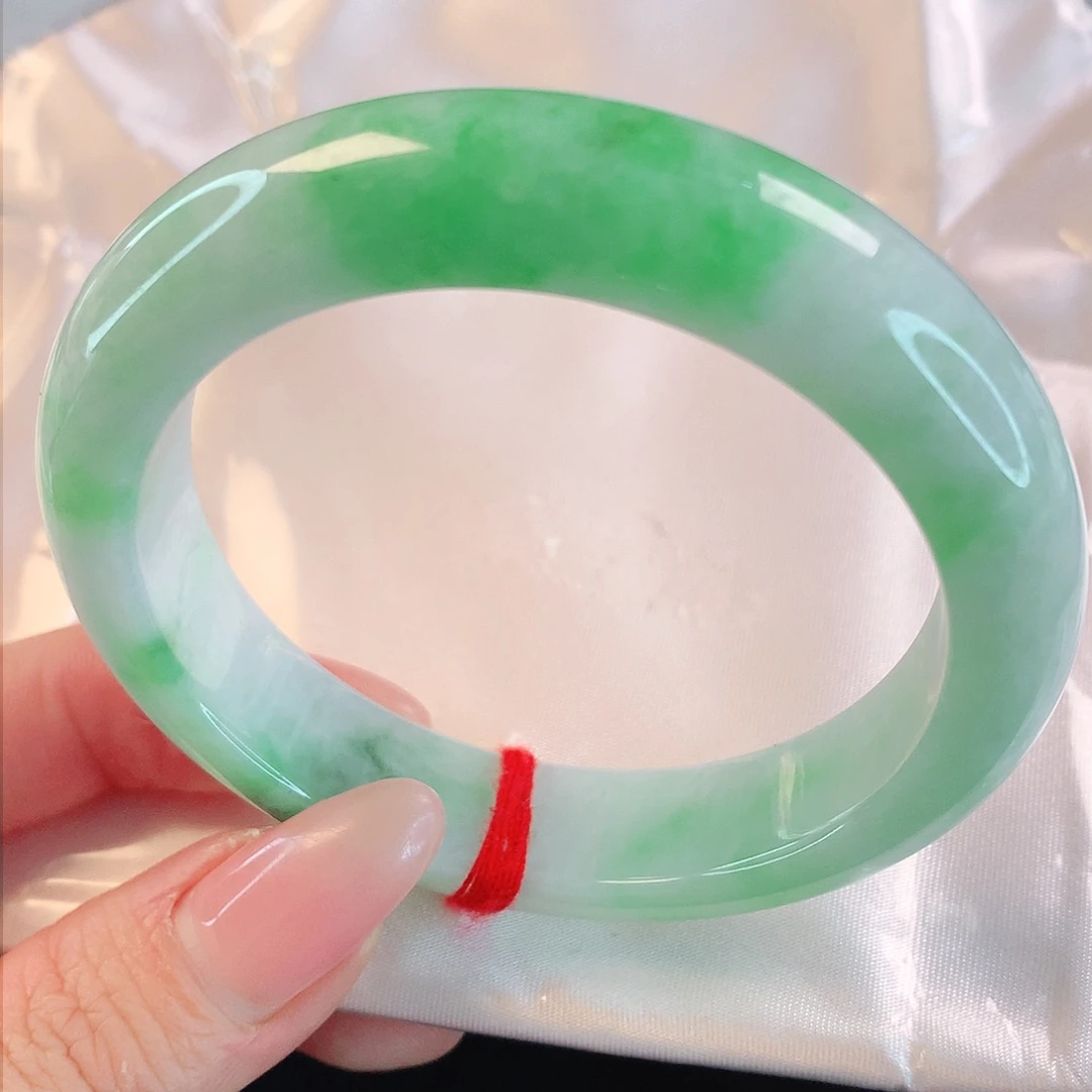 翡翠手镯未镶嵌4670翡翠