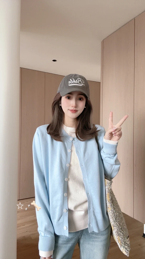 2026新款假两件撞色拼接长袖针织衫女圆领显瘦设计上衣G4-34