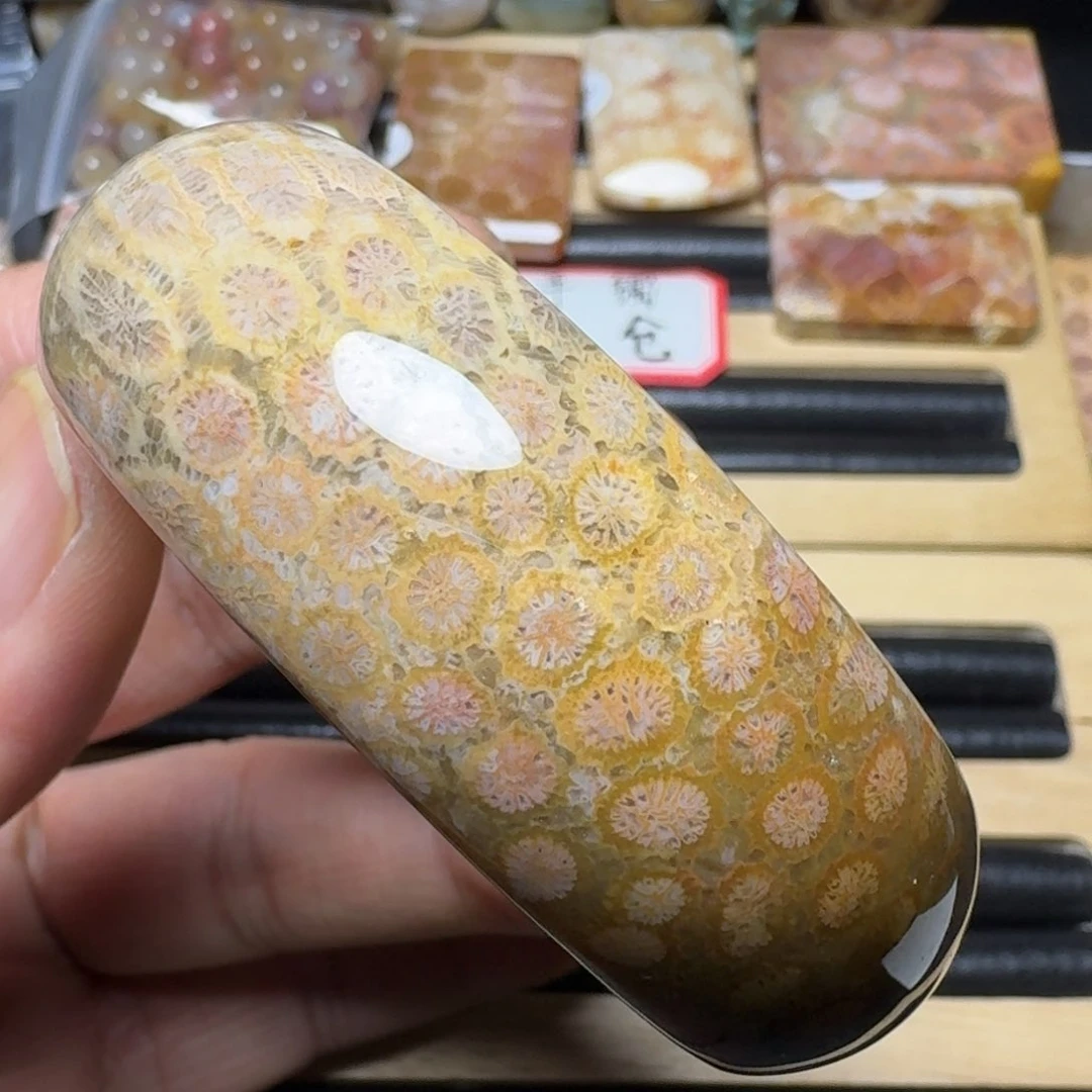 硅化玉纯天然色有机玉石未镶嵌53圈口