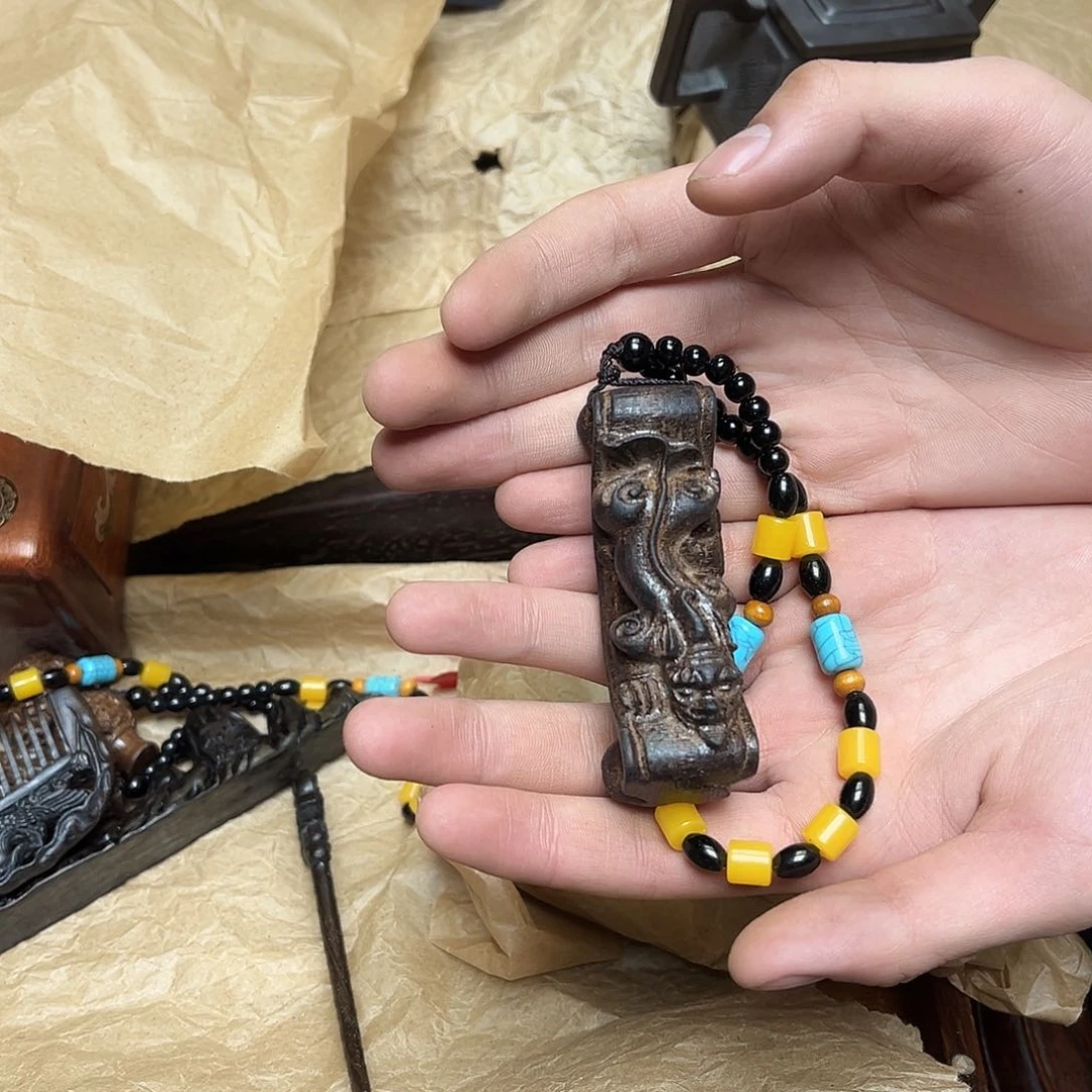 大叶紫檀（黑酸枝木类）