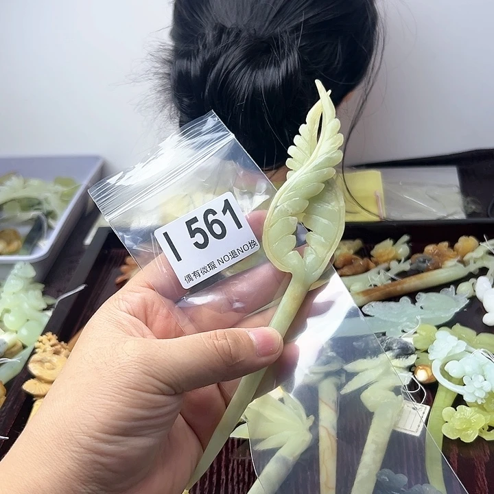 蛇纹石玉发饰合金小*地