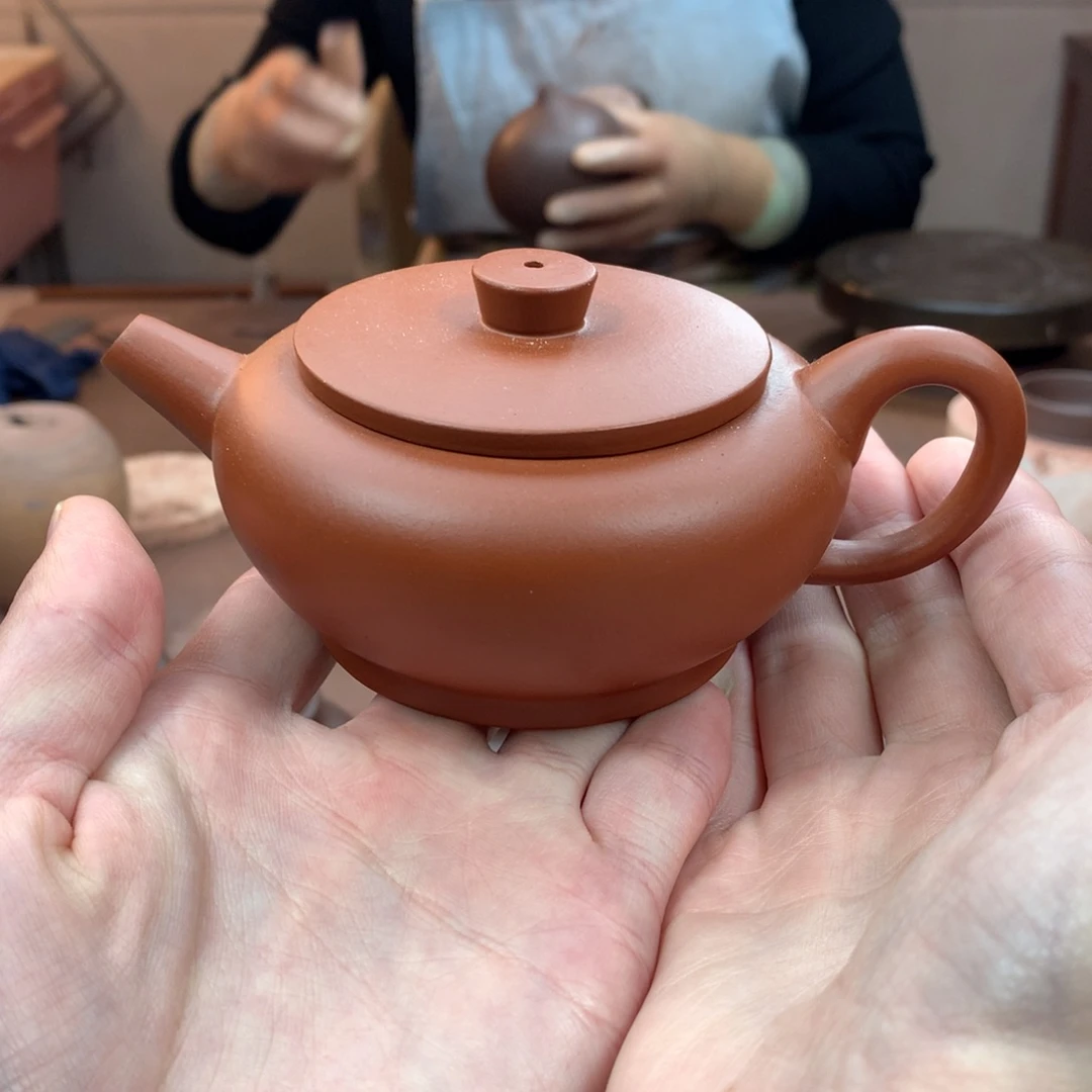 茶壶紫砂巨轮 朱泥 140cc 周宜君（内推）