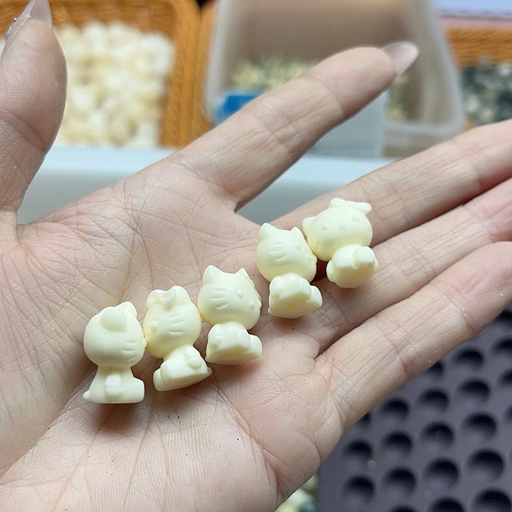白玉菩提吊坠精品牙牙果KT猫5颗