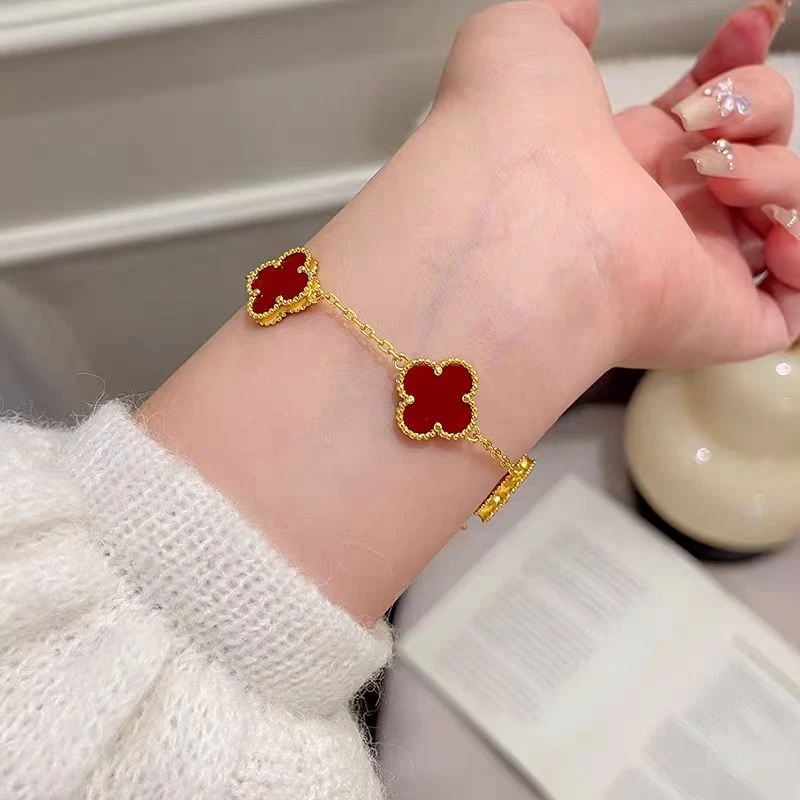 足银手链 手链 轻奢百搭镭射四叶草手链幻彩工艺气质时尚