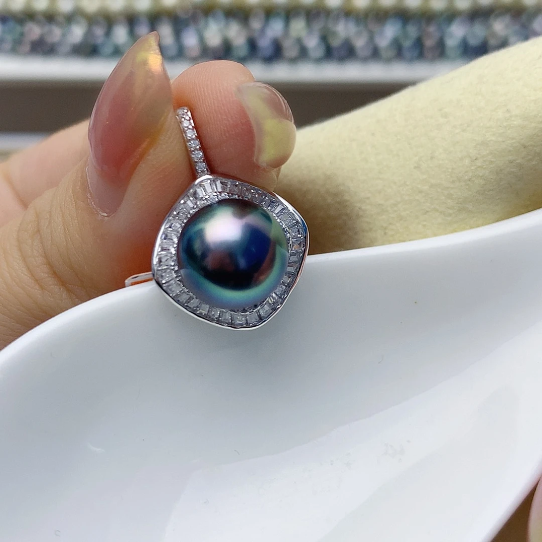 苹***丽海水珍珠银S925镶嵌颈饰W11