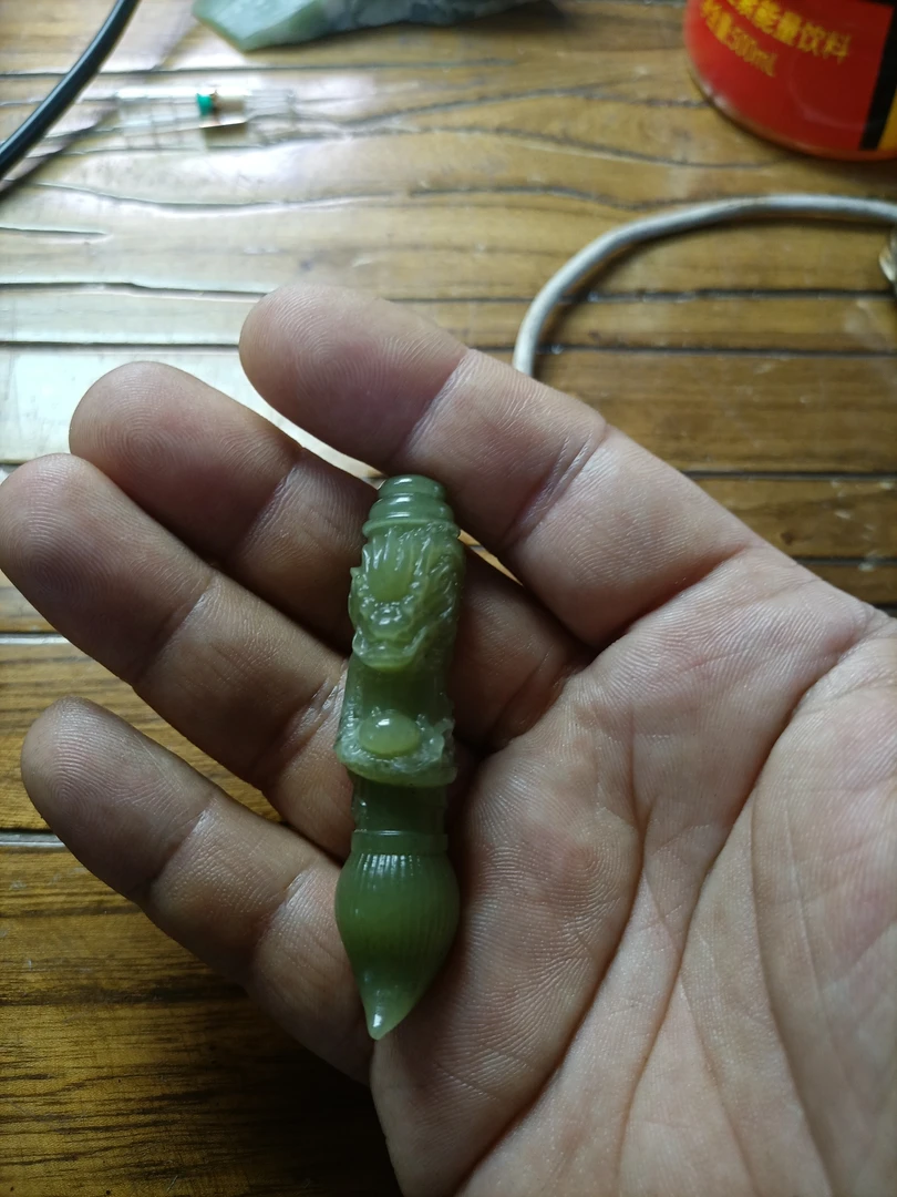 岫岩老玉透闪石玉