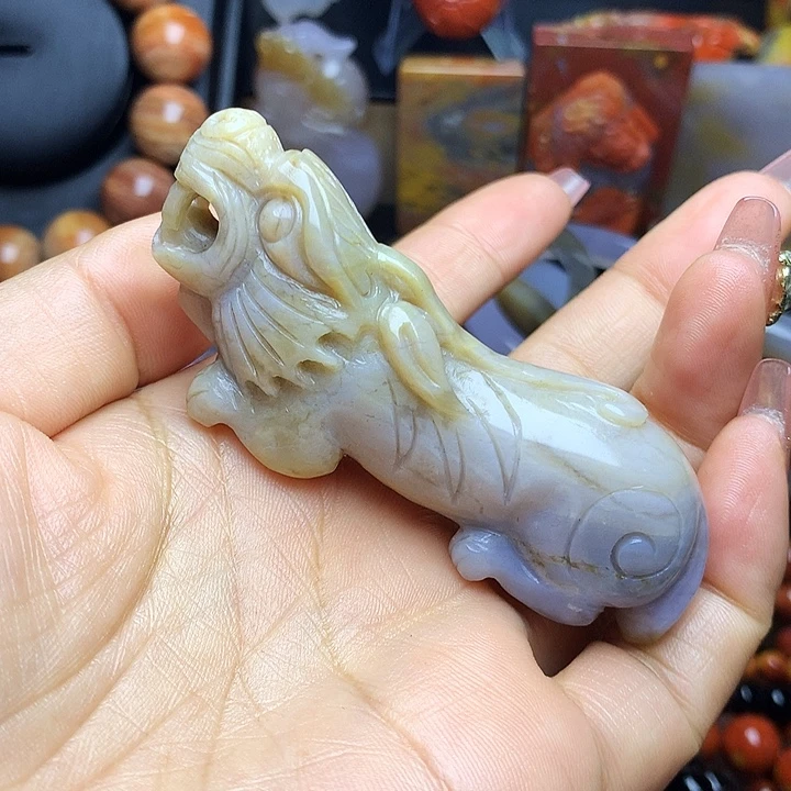 硅化玉未镶嵌吊坠(不含链)手把件