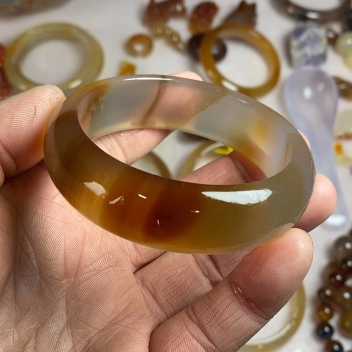 玛瑙/玉髓珠宝奇石未镶嵌兔*