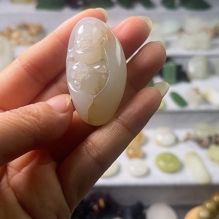 和田玉（糖玉）未镶嵌颈饰