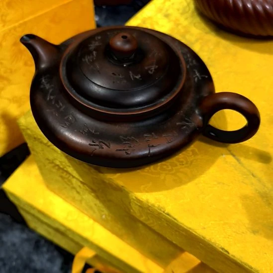 大***怀瓷片，，，，，，，，，，，，，，，，，，，，