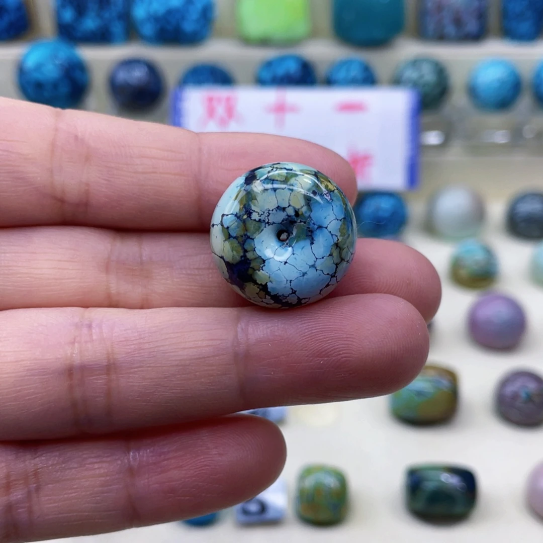 未镶嵌绿松石颈饰