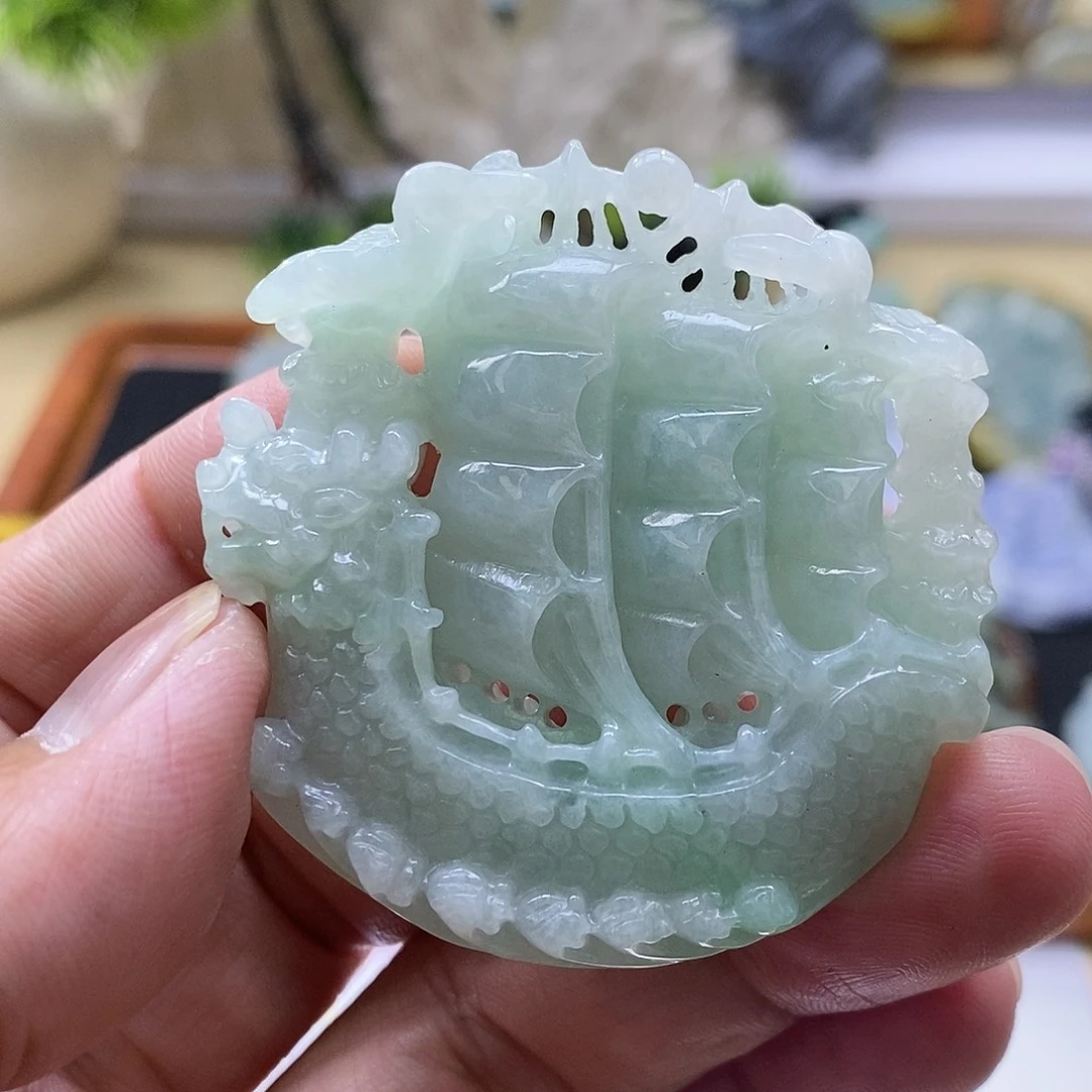 【闪购商品】翡翠颈饰未镶嵌11111111111111