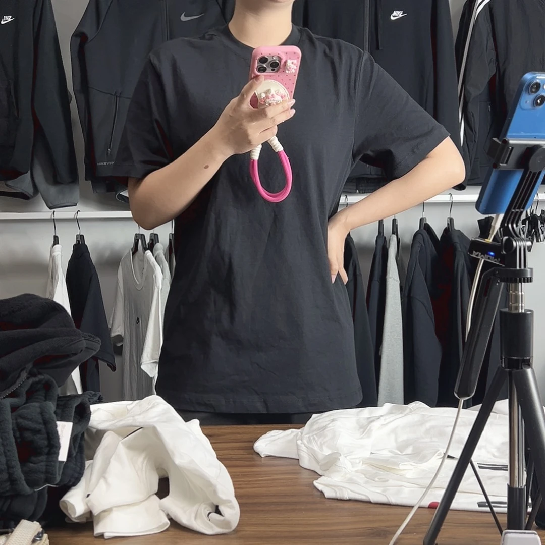 2882黑色短袖M码110-130斤不退换