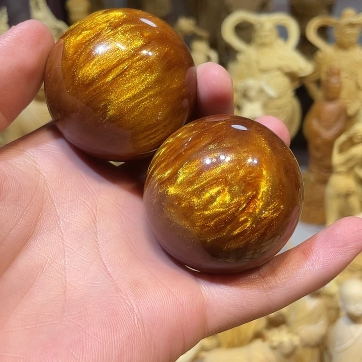 黄杨木金丝楠手球一对