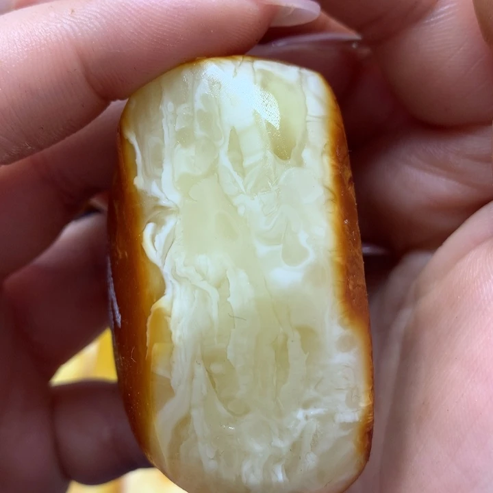 未镶嵌定制琥珀蜜蜡工坊原石定制