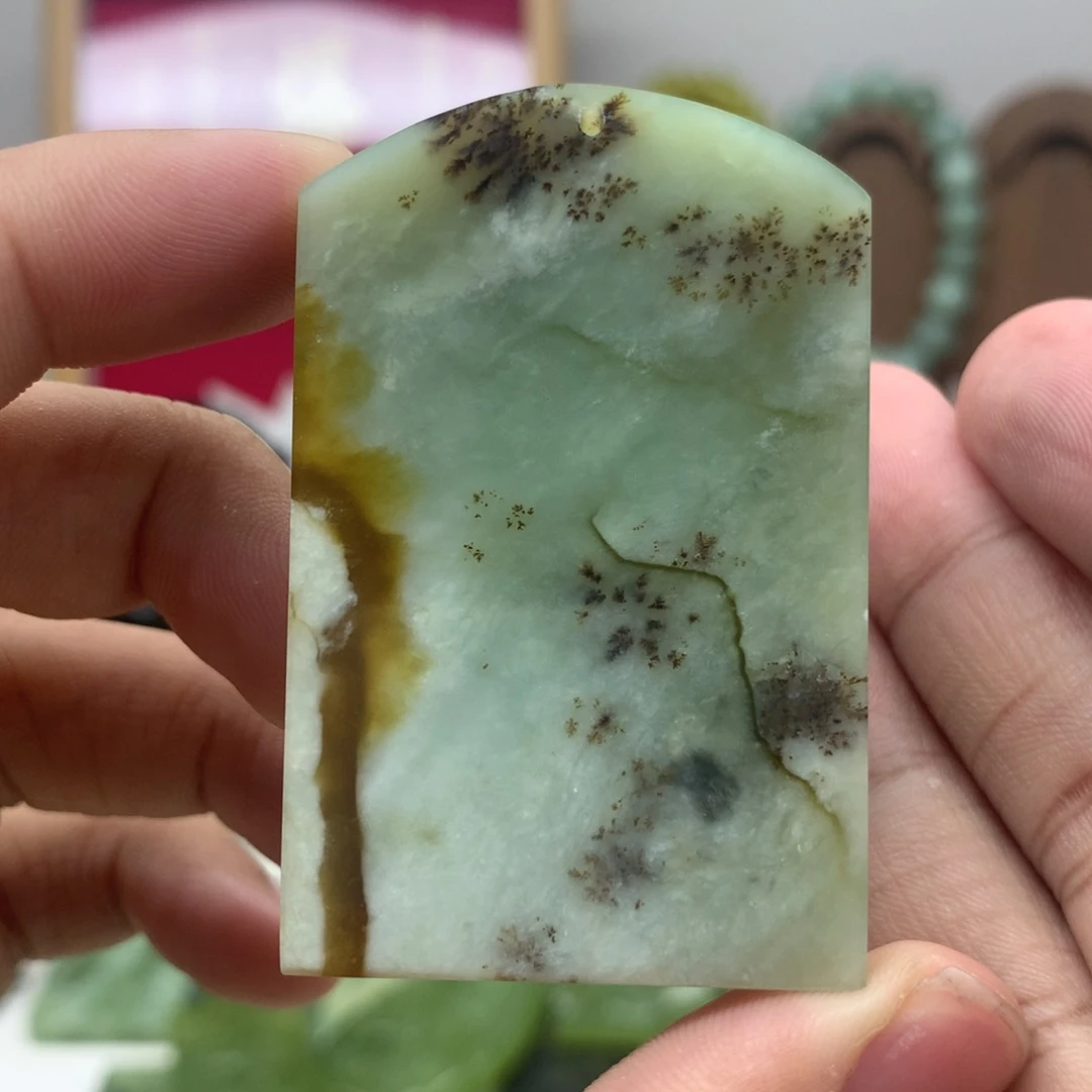 岫玉未镶嵌吊坠(不含链)