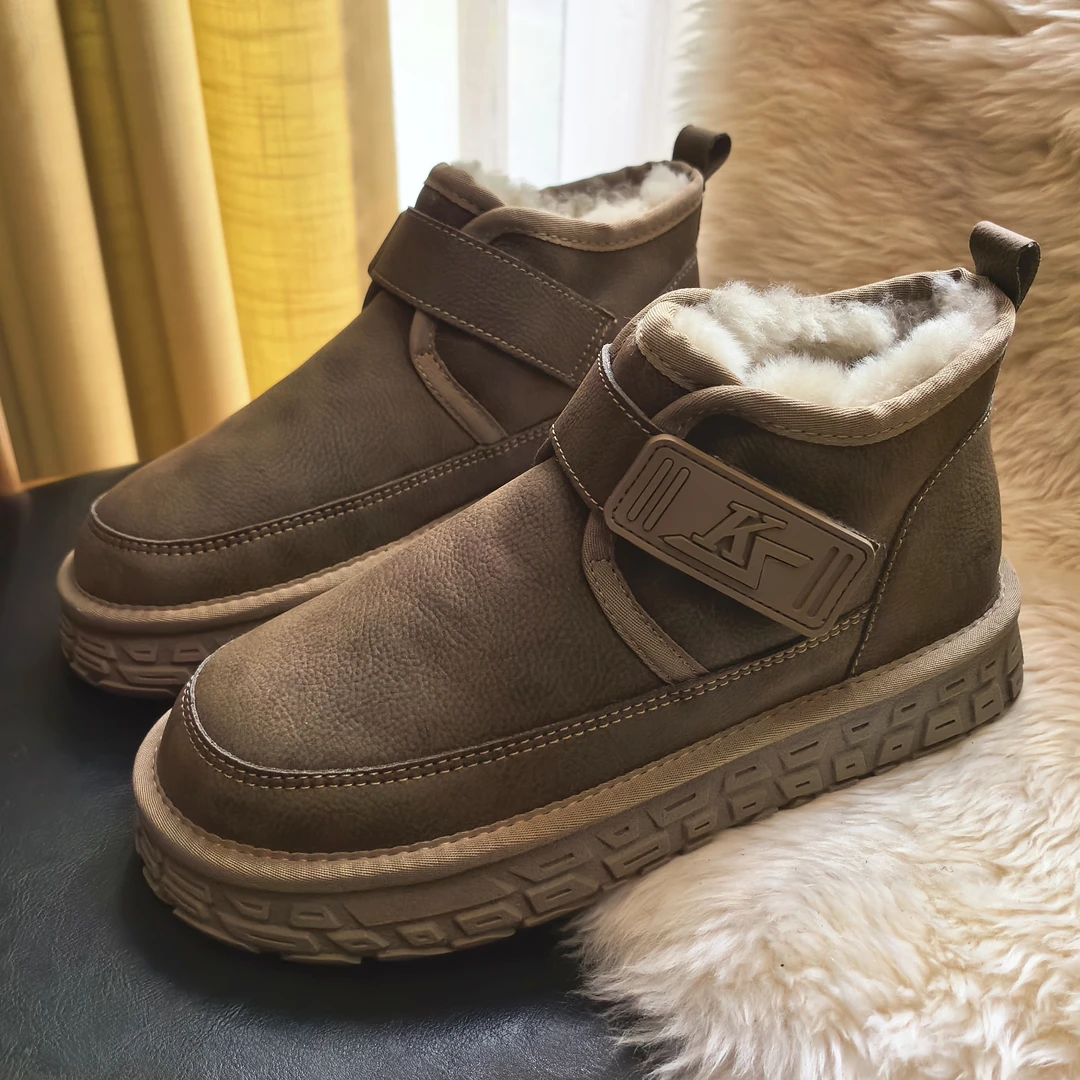 加厚保暖雪地靴韩版厚底魔术贴面包鞋时尚潮流真皮大棉鞋N199