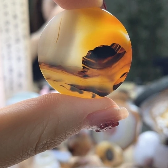 玛瑙/玉髓颈饰未镶嵌