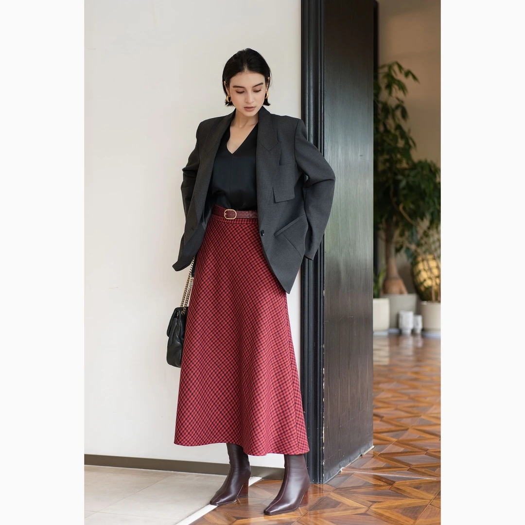 【克制的力量】高奢工艺美丽诺精纺羊毛内外拱针开叉宽松西装(裱里)