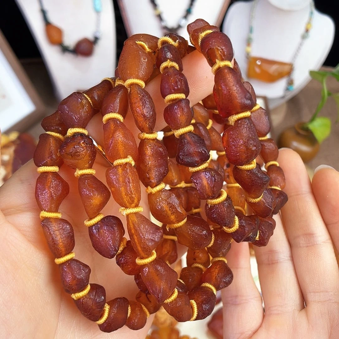 未镶嵌琥珀珠宝奇石多样性发一条