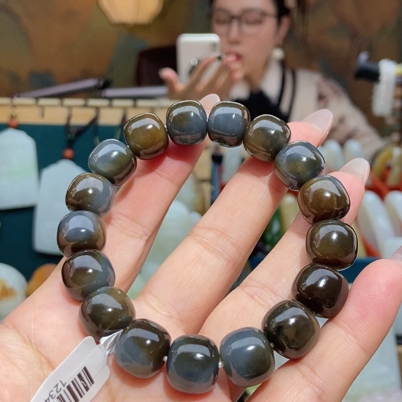 【闪购商品】未镶嵌手链和田玉