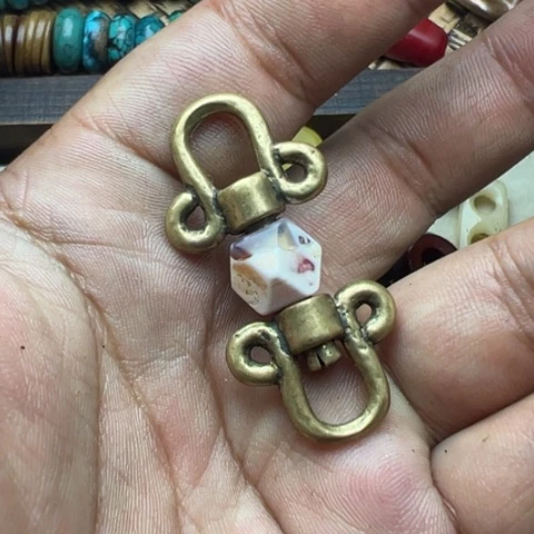 藏传密码出品公司