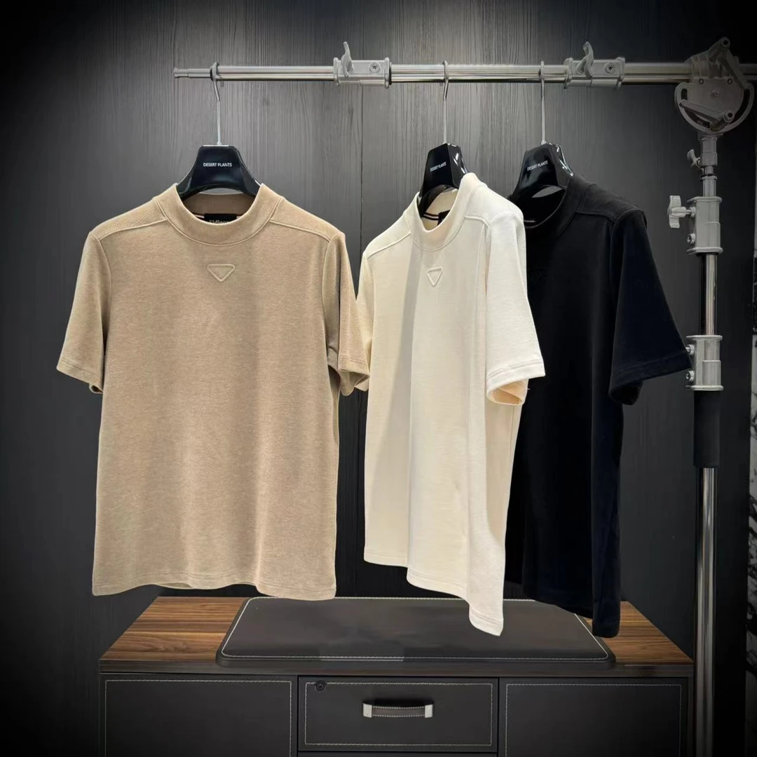 25秋新款男士简约高级感三角元素莱赛尔棉亲肤舒适百搭圆领半袖