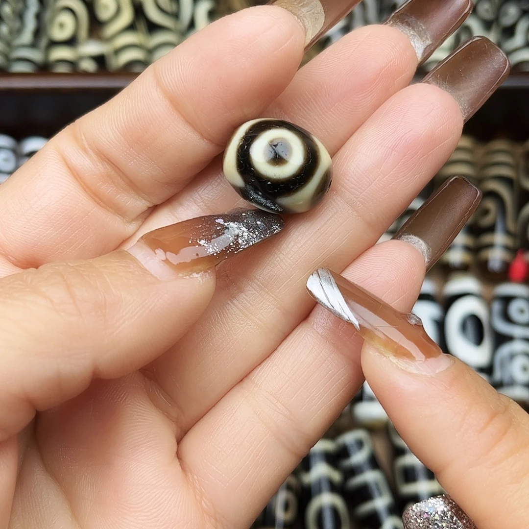 亮***点玛瑙/玉髓未镶嵌吊坠(不含链)