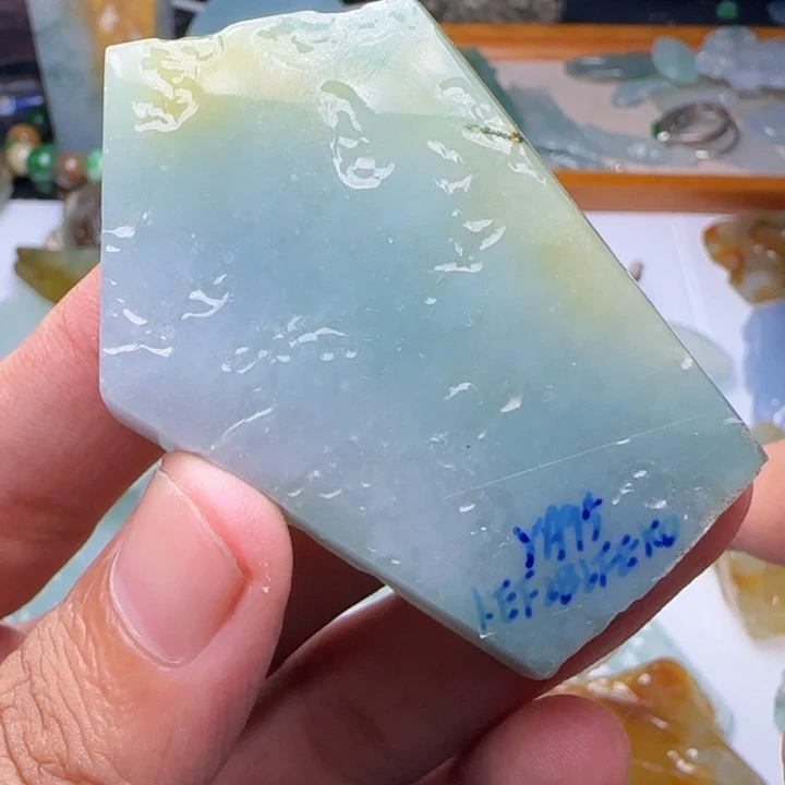定制翡翠未镶嵌不包工