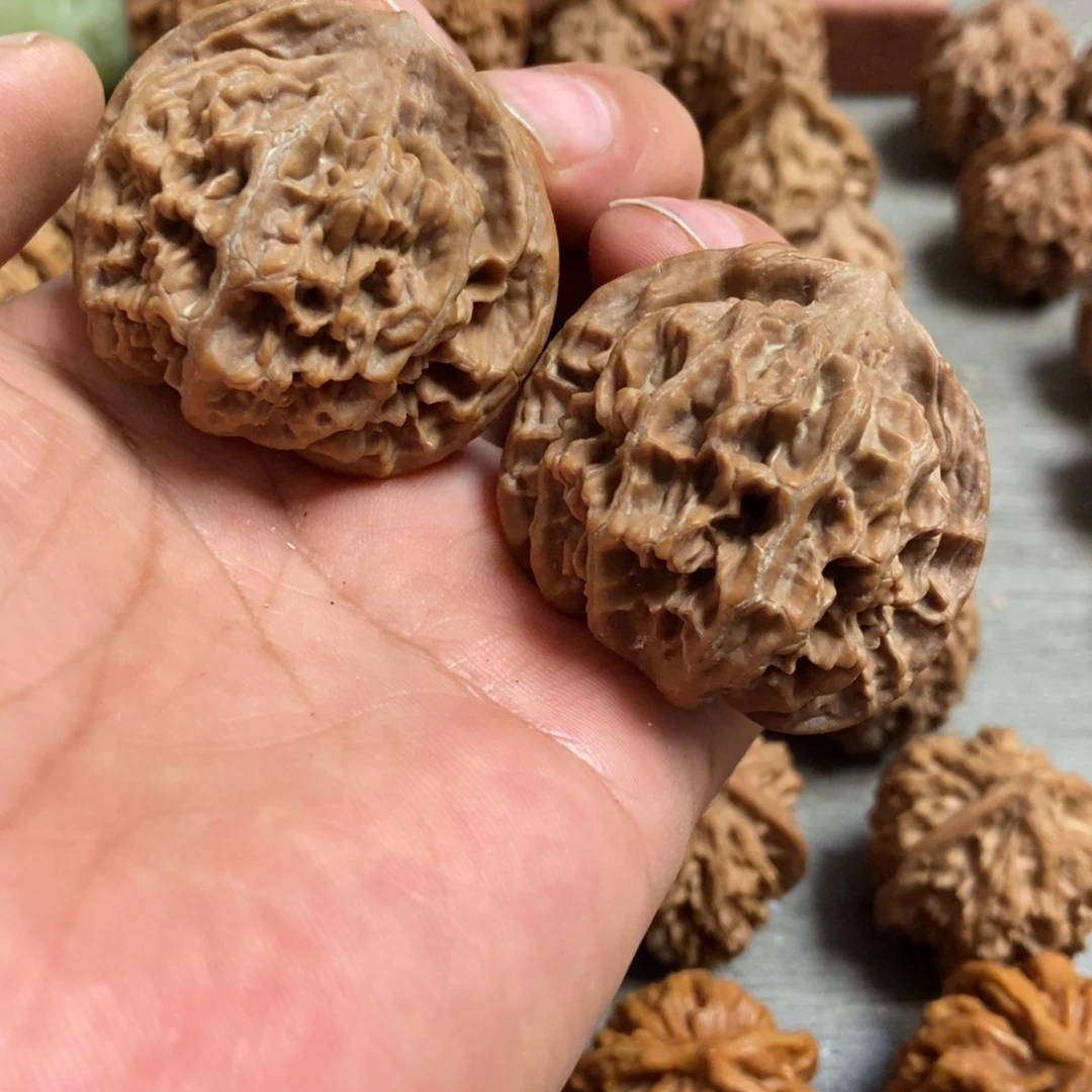 吊坠文玩核桃帝王44尺