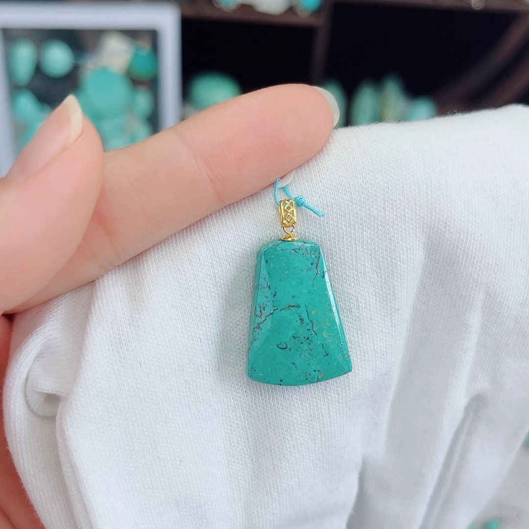 绿松石18K金镶嵌绿松石