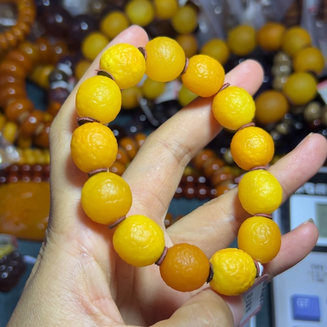 未镶嵌琥珀珠宝奇石367