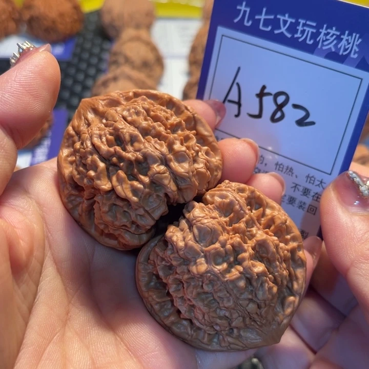 把件桃核47官帽A582