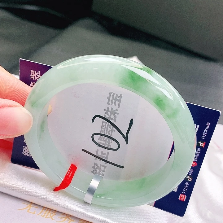 翡翠未镶嵌手镯缅甸天然a货翡翠手镯