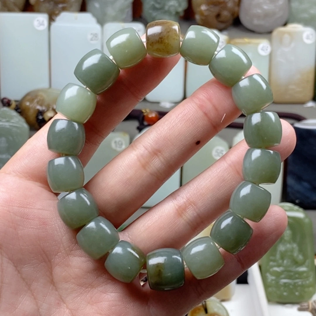 和田玉（糖玉）未镶嵌颈饰