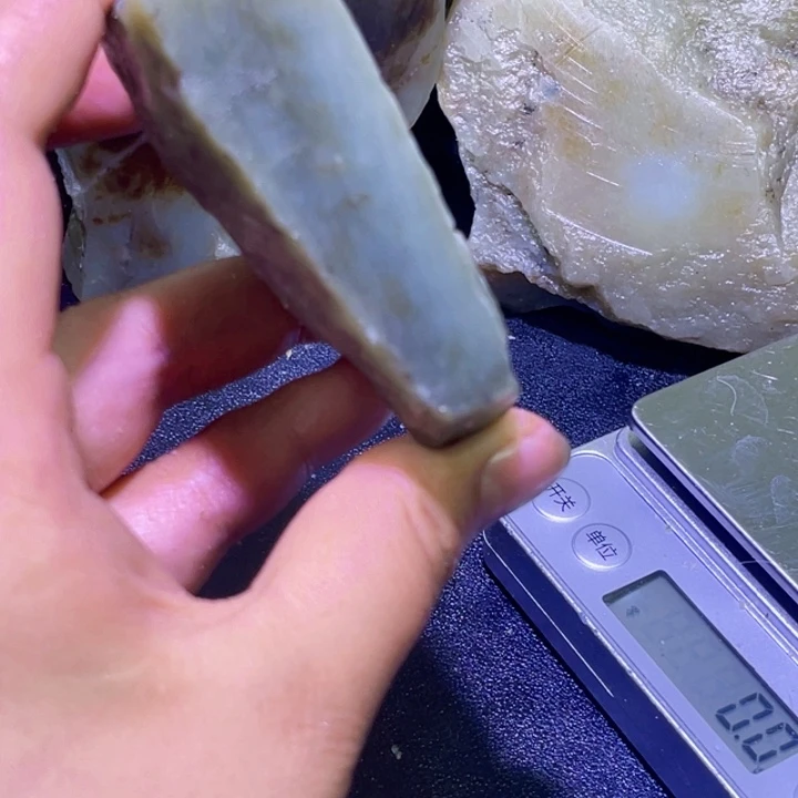 未镶嵌和田玉珠宝半成品