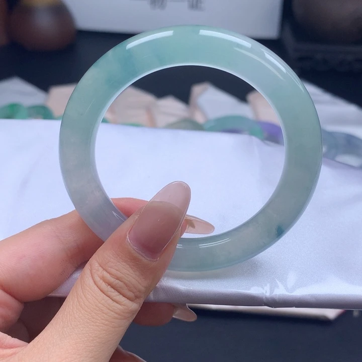翡翠手镯未镶嵌晴绿葡萄绿飘兰花10号