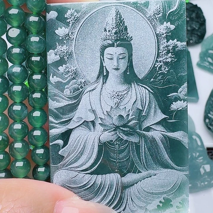 翡翠未镶嵌颈饰天然的A货翡翠多样性发其一
